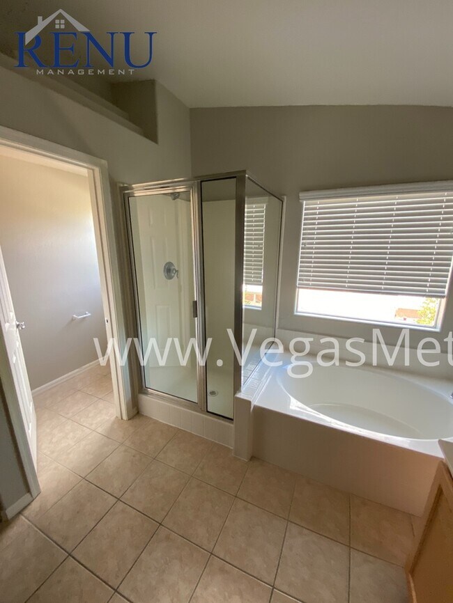 Rhodes Ranch 3 Bedroom Available Now 542 Halloran Springs Rd Las