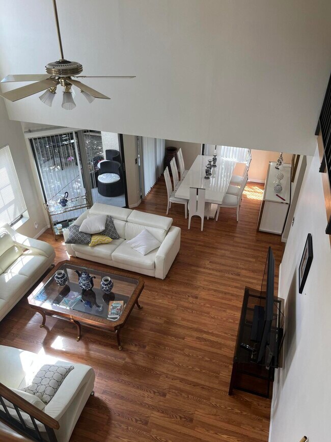 Building Photo - 1731 Shoreside Cir