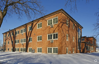 Building Photo - Plaza Apartments