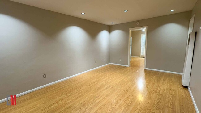 Interior Photo - 3785 Pershing Ave