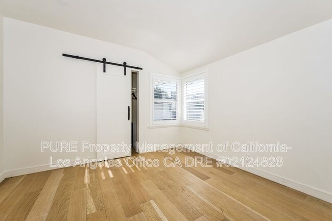 Building Photo - 2912 Covina St