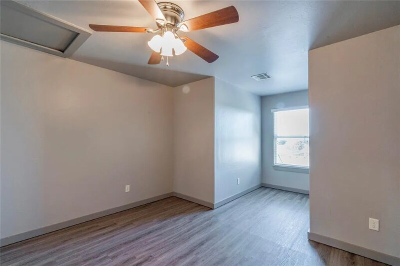 Building Photo - 604 NW 175th St