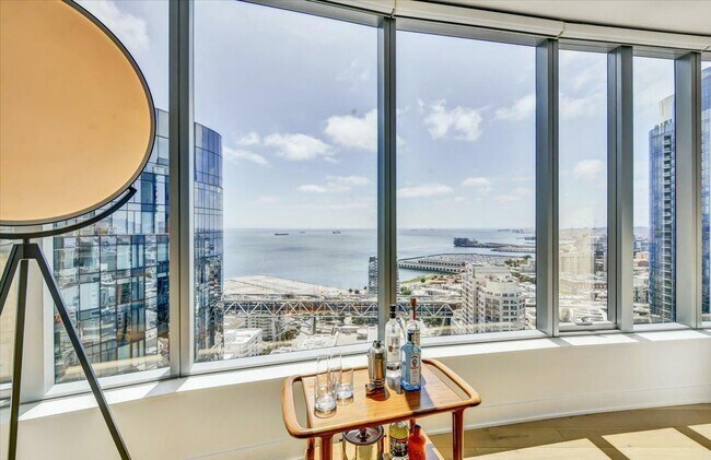 Building Photo - 201 Folsom St