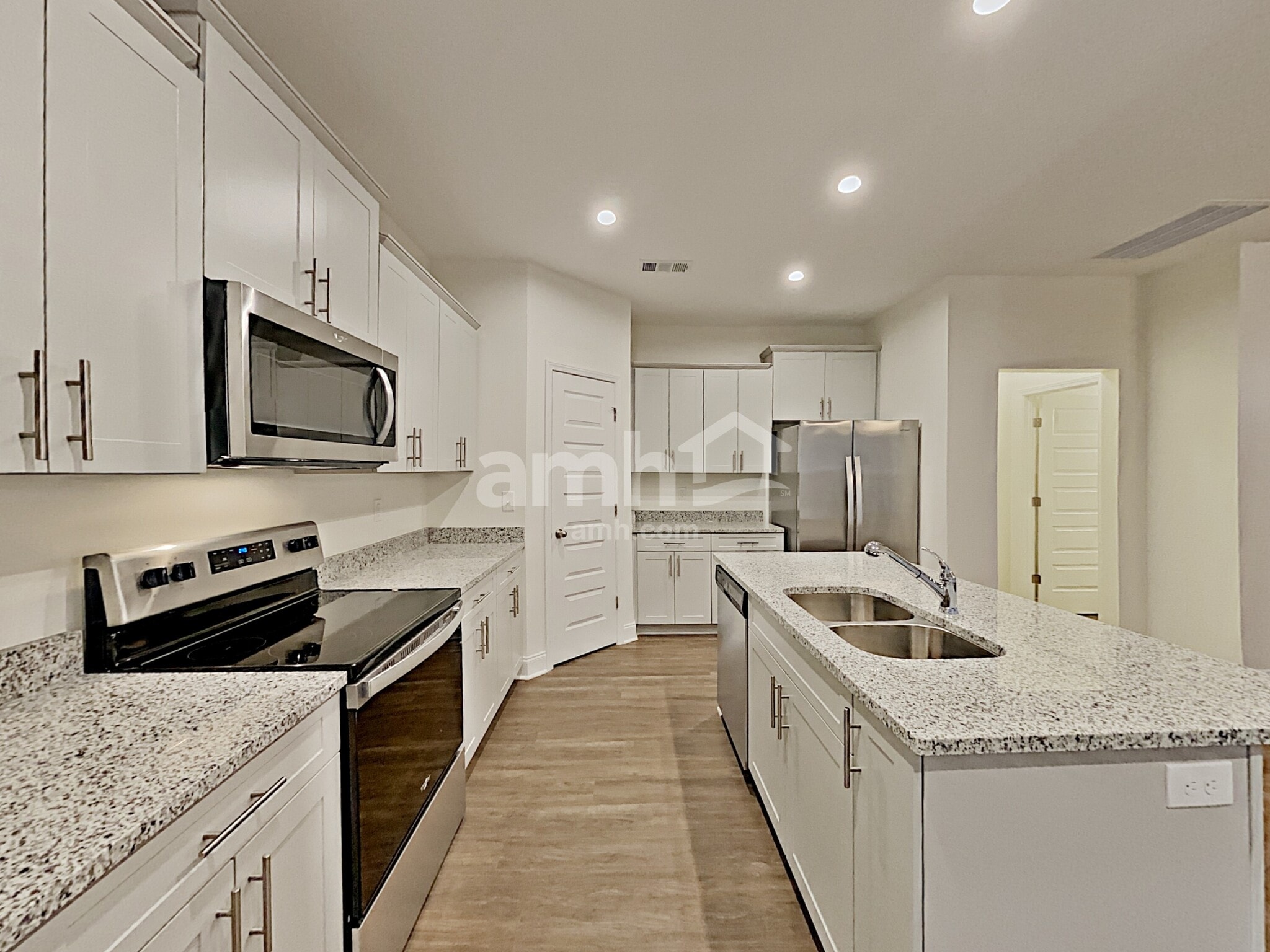 Building Photo - 5312 Tupelo St