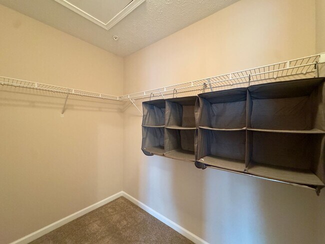 Building Photo - Charming 3BD/2BA/2 Half Bath Townhome with Garage in Aberdeen, MD!