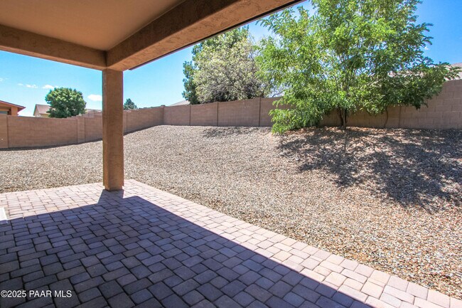Building Photo - 2677 Capella Dr