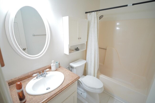 Building Photo - 4472 Bay Shore Cir