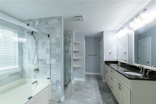 Building Photo - 778 Roxholly Ln NE