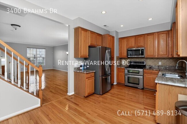 Building Photo - 3400 Brahms Dr