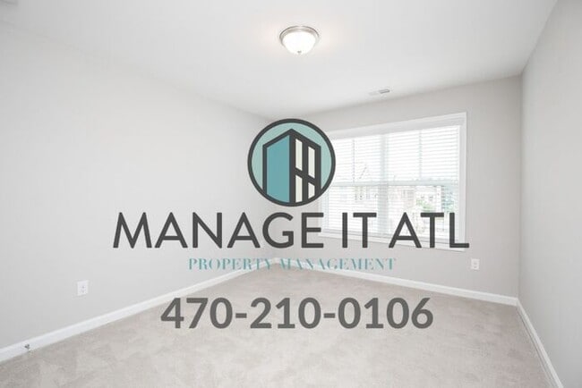 Building Photo - End unit! Gorgeous townhouse in the Suwane...