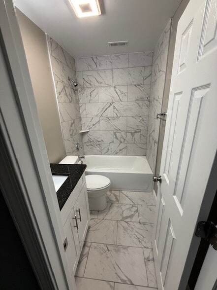 Bathroom - 406 E King St