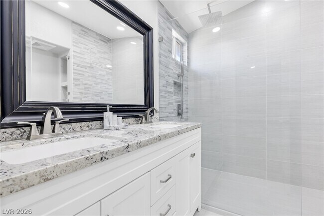 Building Photo - 9 Rue Des Champs