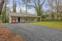 Building Photo - 855 Dodge St S E