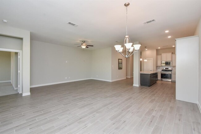 Building Photo - 11107 Bluewater Lagoon Cir