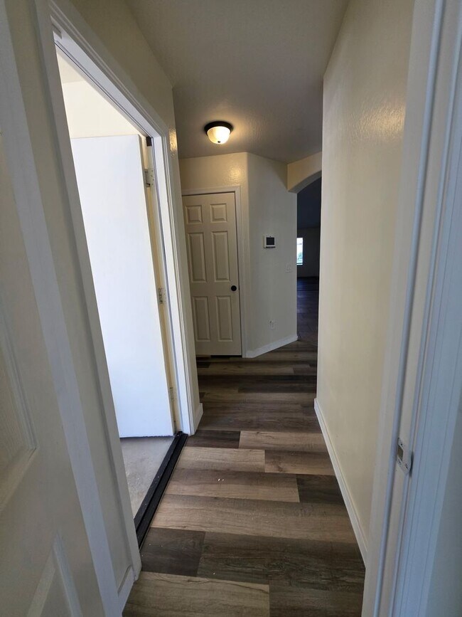 Building Photo - 3924 N Wicca Way