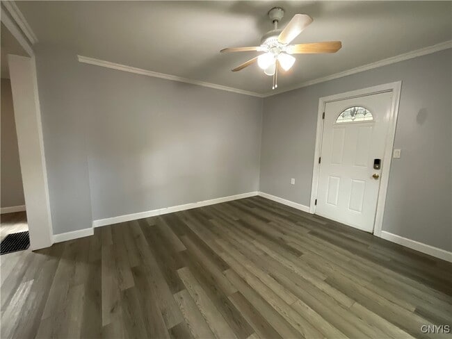 Building Photo - 110 Division St E