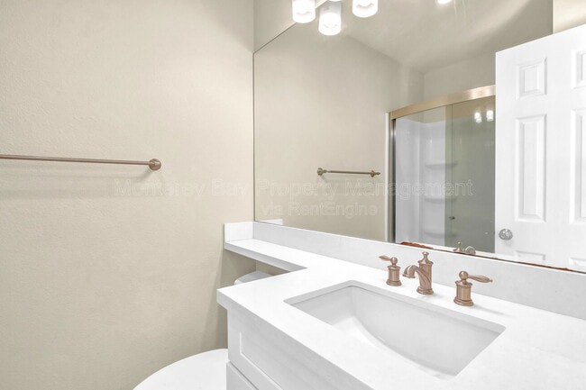 Building Photo - 1137 Mescal St