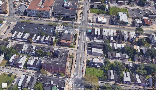 Building Photo - 3139 N 15th St