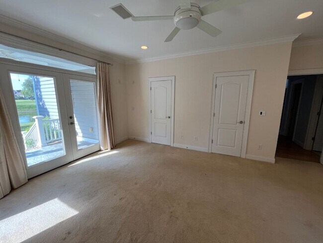 Building Photo - Welcome to Elegant Living in the Charming ...