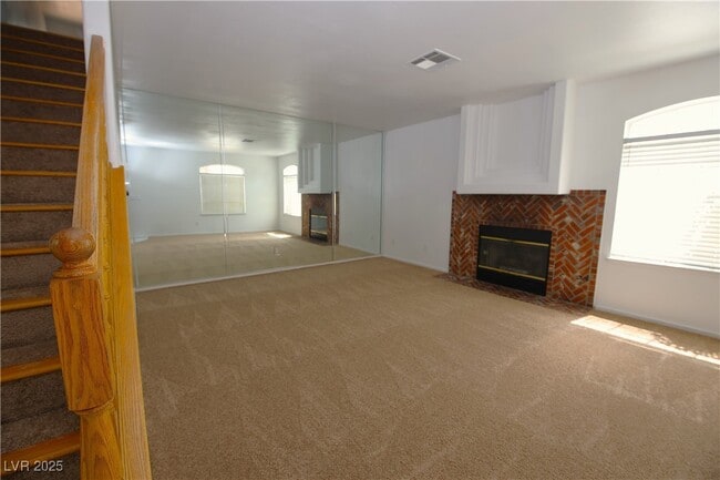 Building Photo - 5012 Starfinder Ave
