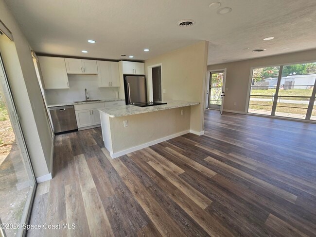 Building Photo - 39 E Azalea Cir