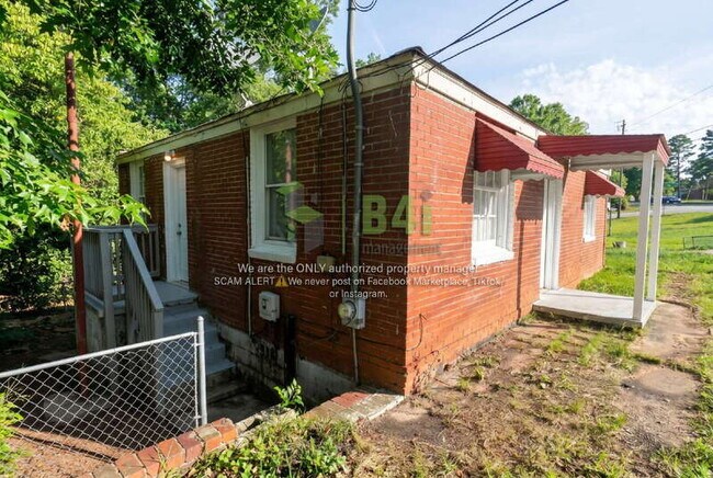 Building Photo - 171 Munson Dr
