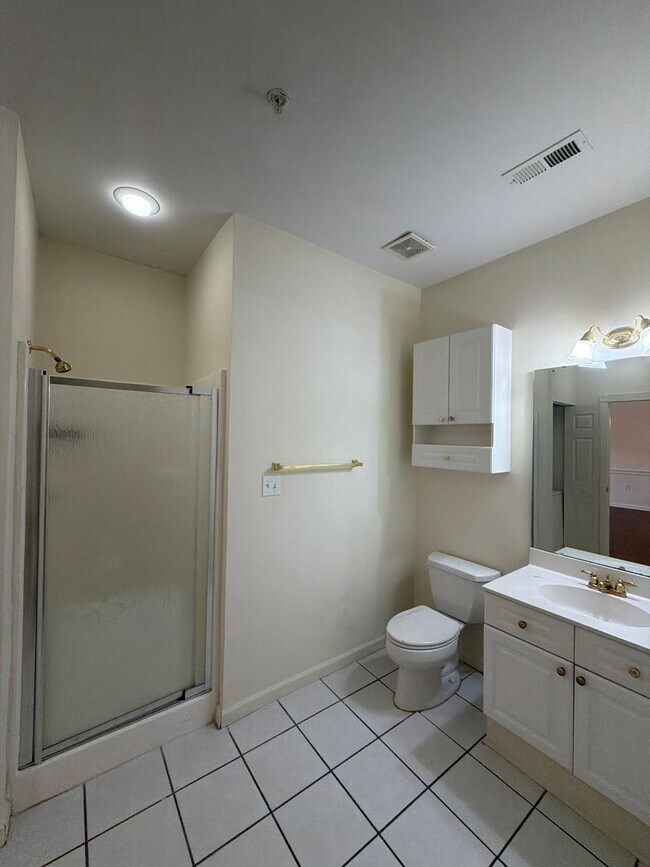 Building Photo - 9113 Meadow Vista Rd