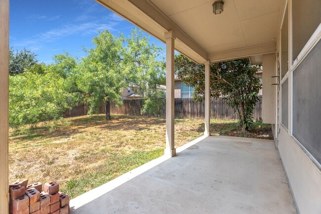 Building Photo - Alamo Ranch