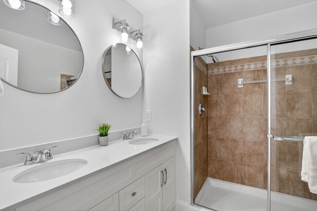 Building Photo - 23 Swanton Ln