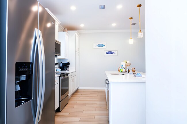 Building Photo - 14289 Beach Heather Ct