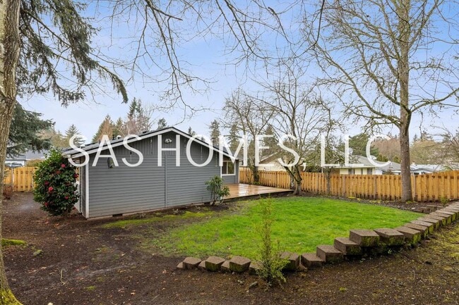 Building Photo - 11200 SW 83rd Ave