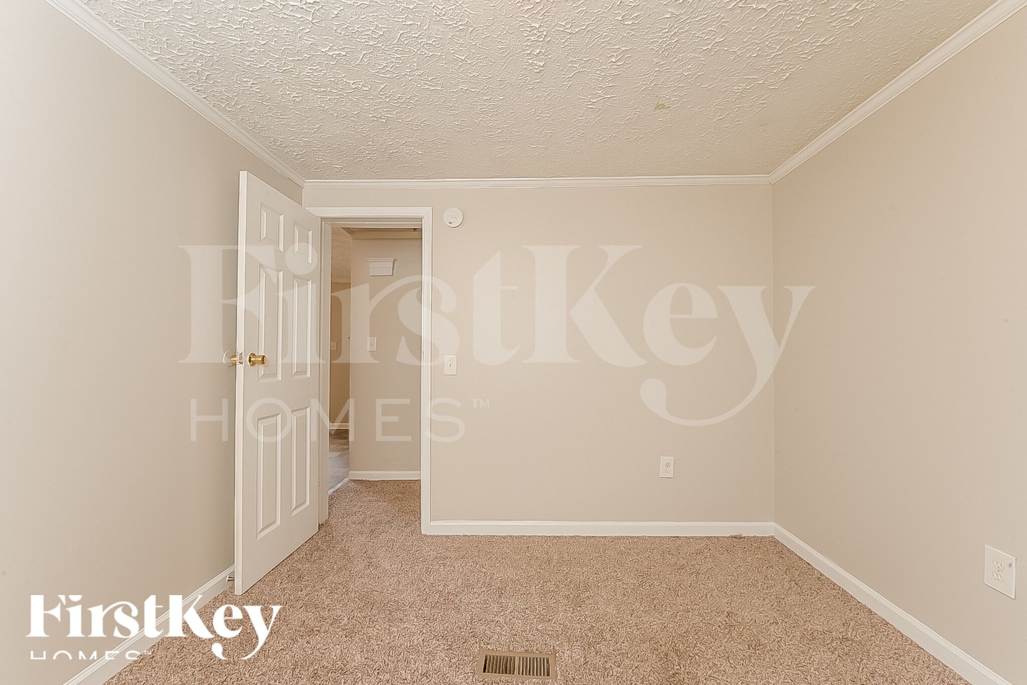 Building Photo - 160 Sherwood Loop