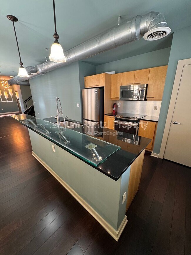 Building Photo - 264 19th St NW