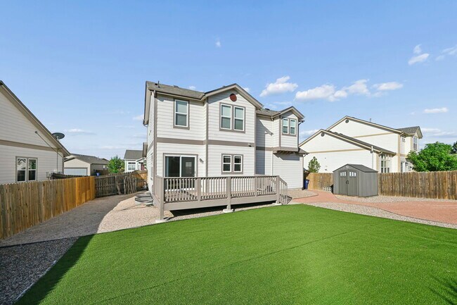Building Photo - 6914 Dusty Miller Way