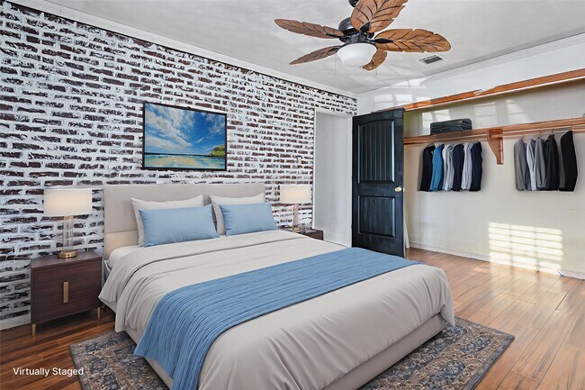 Building Photo - 1219 Park Ln