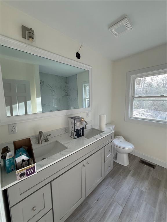 Building Photo - 739 Victory Hwy