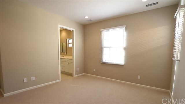 Building Photo - 112 Firefly