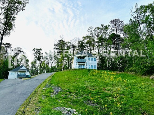 Building Photo - DEPOSIT PENDNG! Home for Rent in Vestavia Hills!!! Available to View with a 48-hour notice!