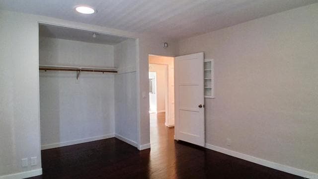 Building Photo - 3930 Marine Vw Ave