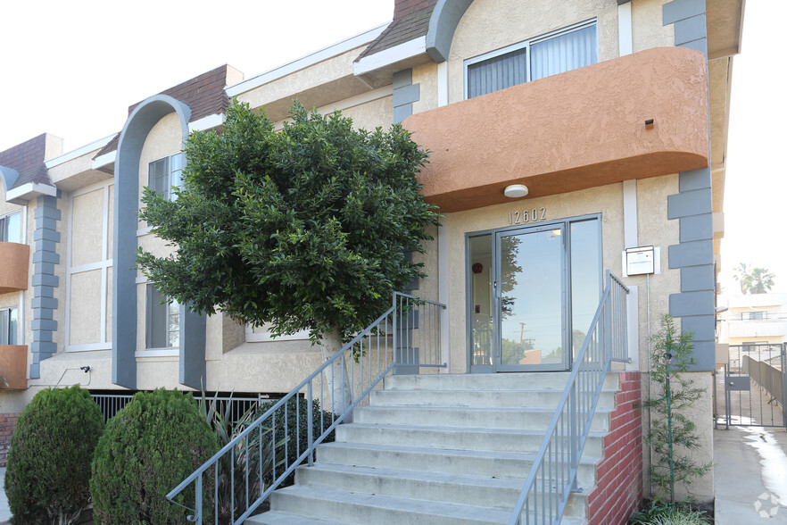 Building Photo - Lido Apartments - 12602 Venice Blvd