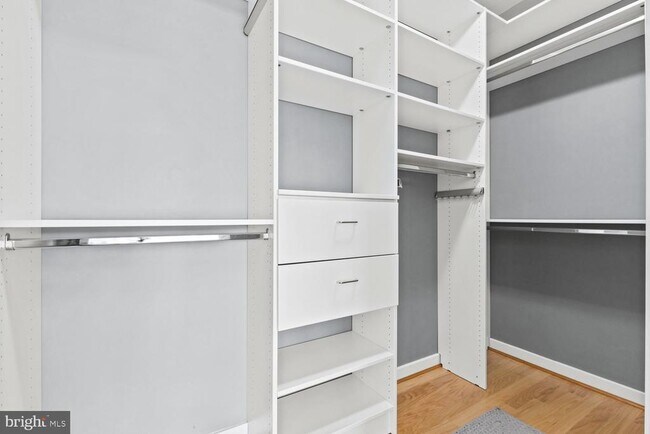 Building Photo - 120 Cambria Walk