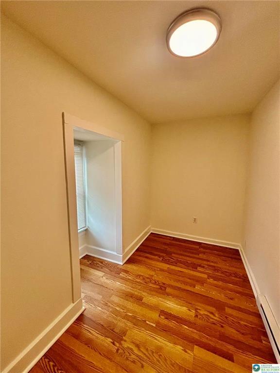 Building Photo - 631 Pen Argyl St