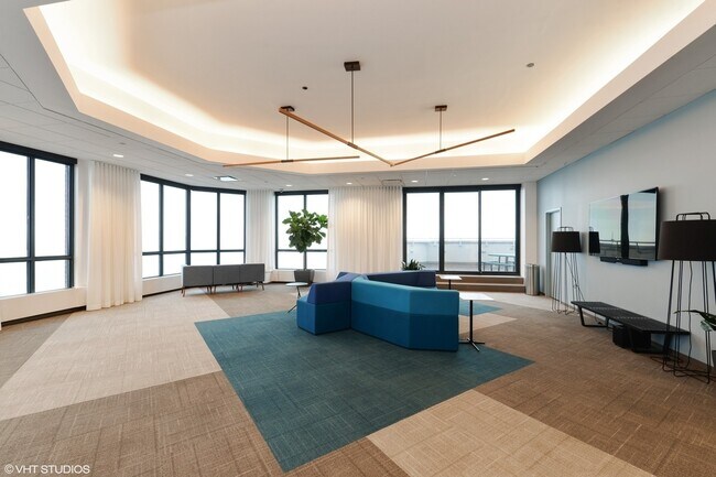 Building Photo - 3660 N Lake Shore Dr