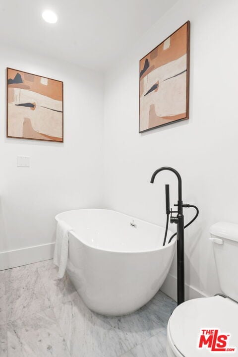 Building Photo - 1107 S St Andrews Pl