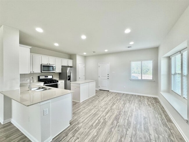 Building Photo - 1728 Cherokee Nation Trl