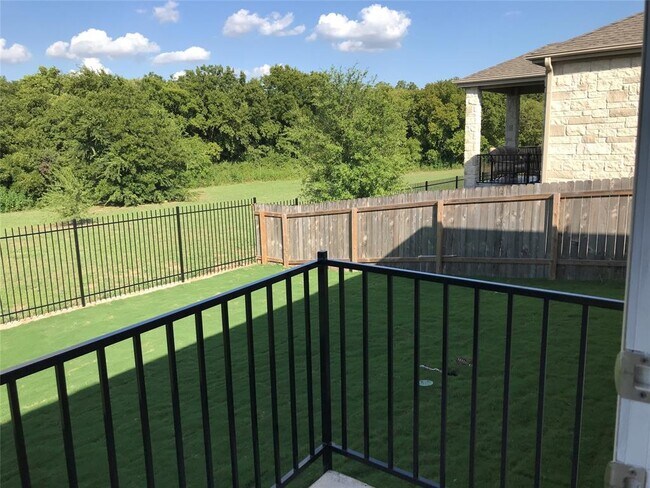 Building Photo - 3750 E Palm Valley Blvd