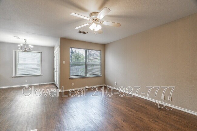 Building Photo - 7121 Lynn Lake Dr