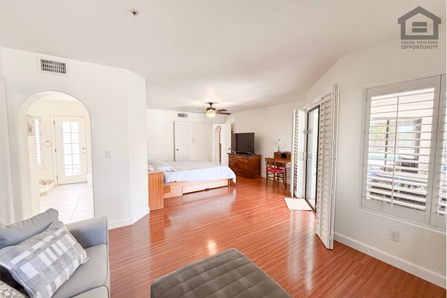 Building Photo - 3Bed/2Bath Furnished Home w/Stunning Backyard! Ready for Immediate Move-In! – POOL!