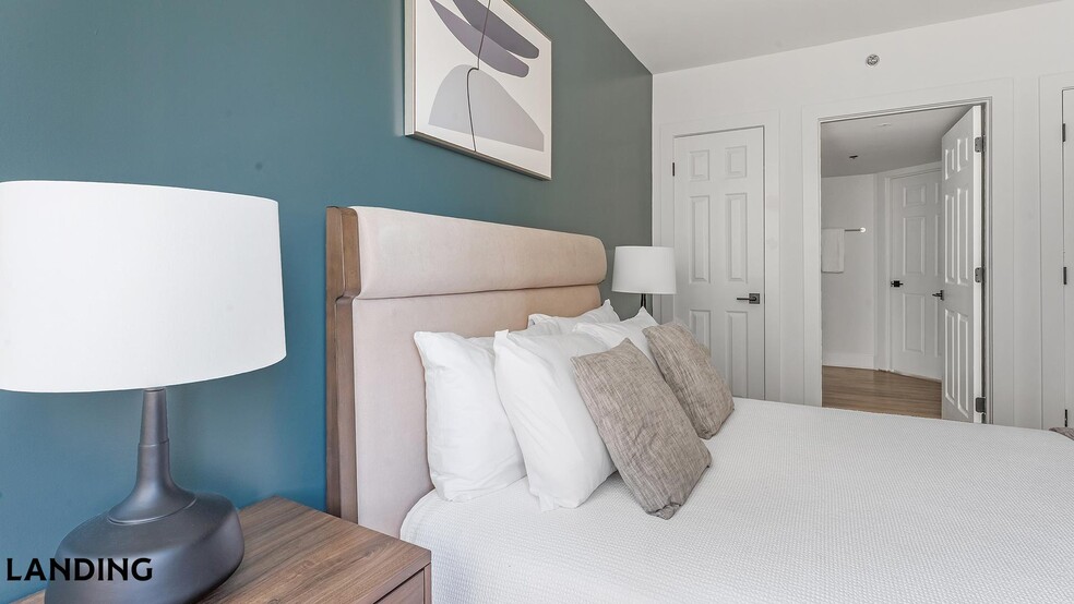 Building Photo - 1221 S Eads St