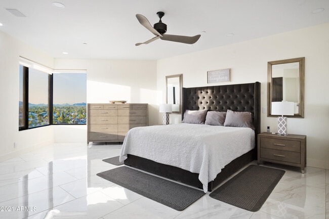 Building Photo - 1040 W Osborn Rd